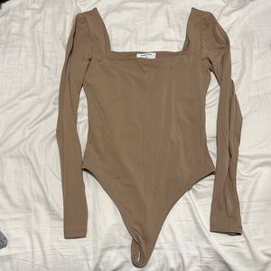 Aritzia Contour Bodysuit Longsleeve